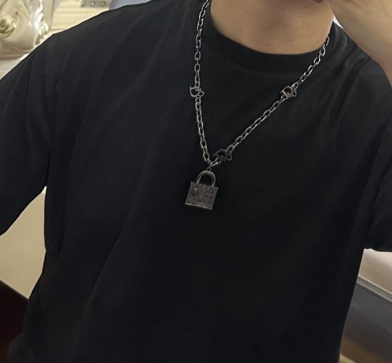 chr1st1an D10r necklaces